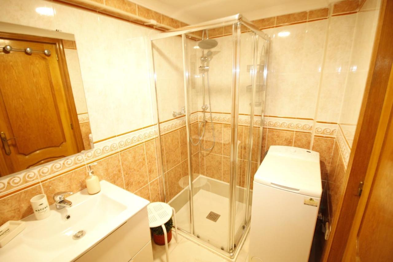 Apartamento Frente Al Mar Benidorm Luaran gambar