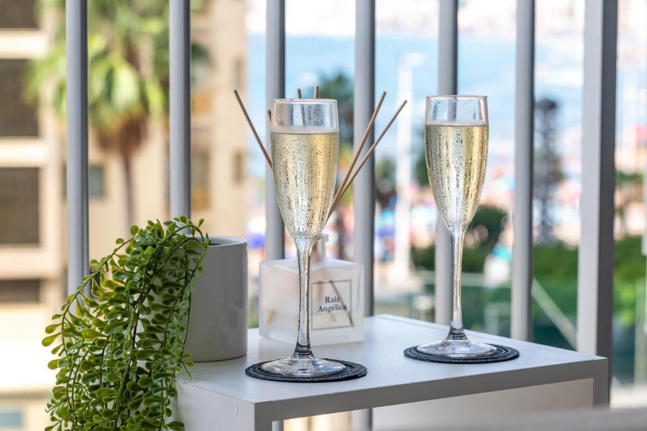 Apartamento Frente Al Mar Benidorm Luaran gambar